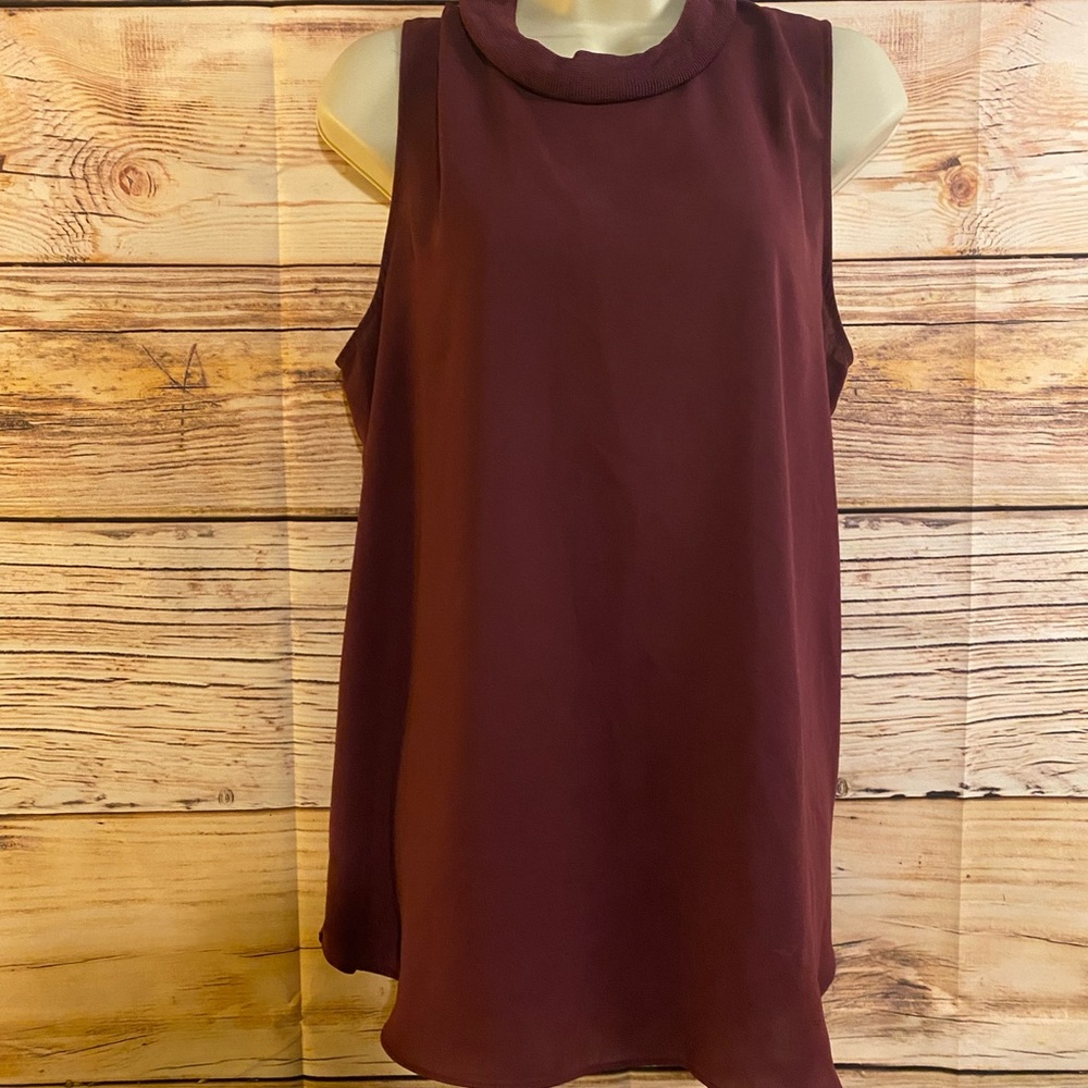 Simply Vera Wang Sleeveless Blouse